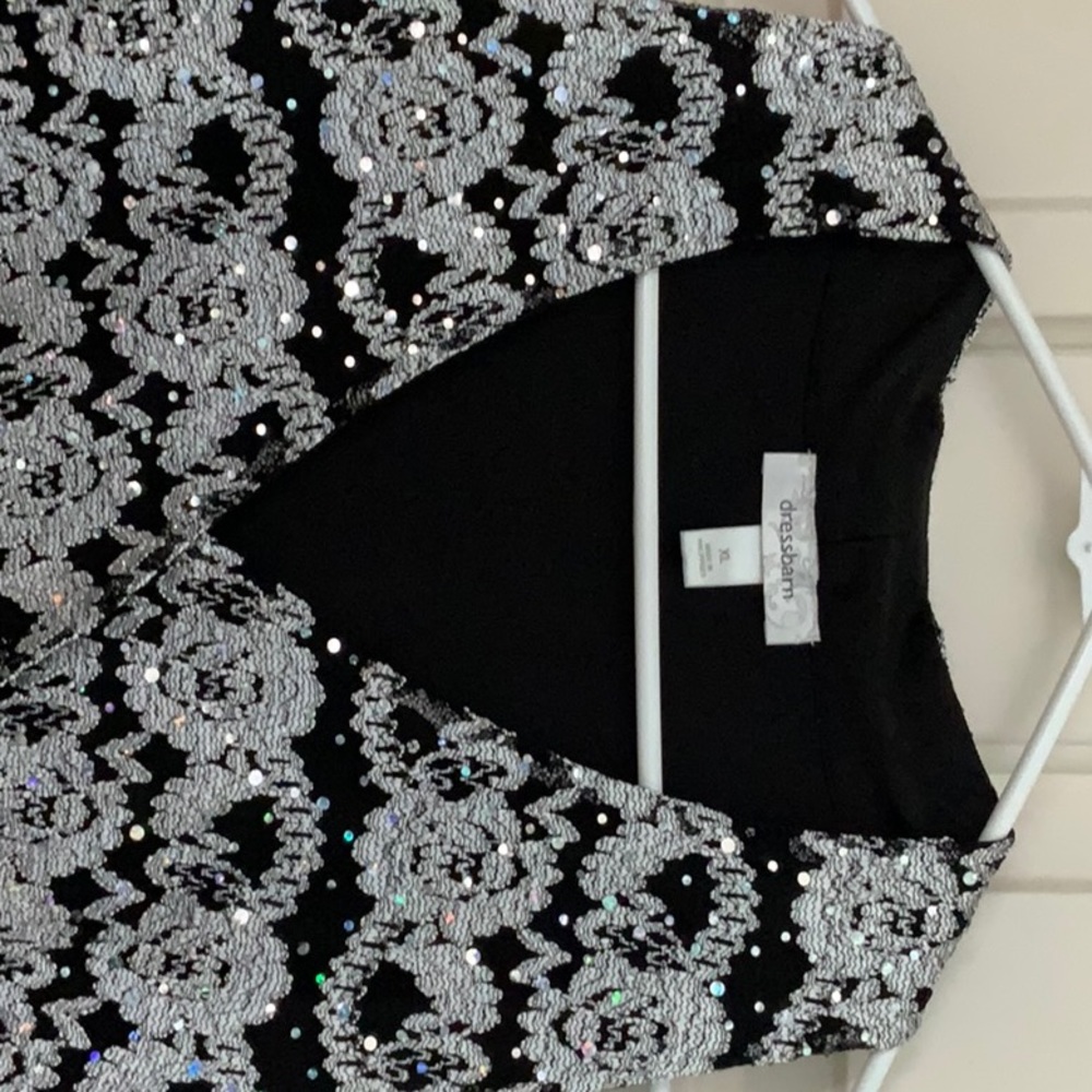 Top - Picture 3 of 4